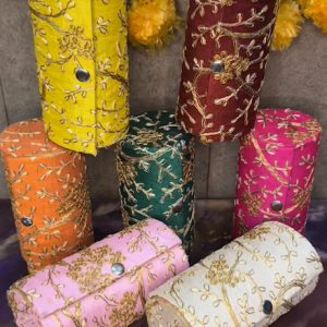 Wedding Favours: Bangle Boxes Set of 10
