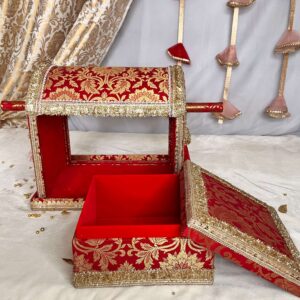 Sahi Chithi Palki: Red