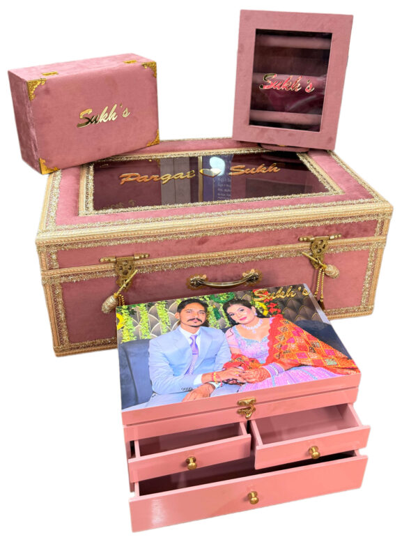 Viral Trousseau Set of 4 Pieces